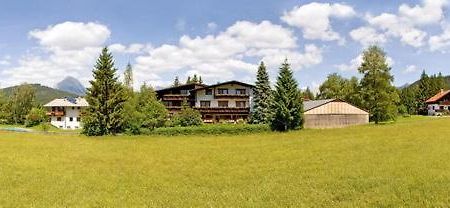Hotel Menthof เซเฟลด์ อิน ทิโรล ภายนอก รูปภาพ